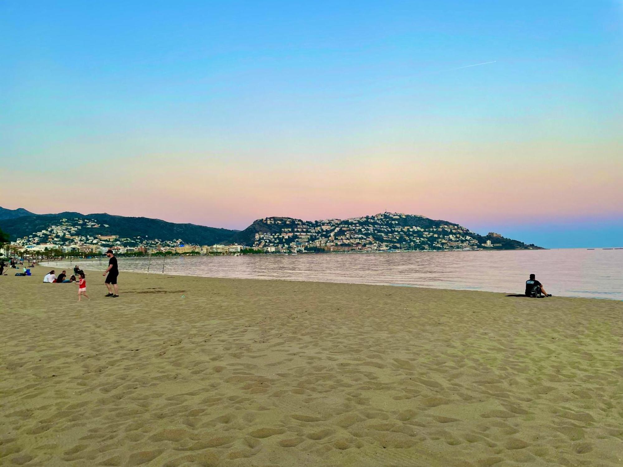 Santa Beach Rosas Exterior foto